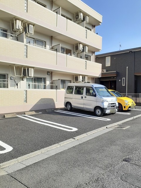 14/22 駐車場