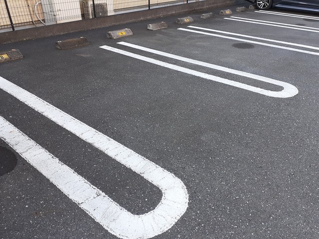 14/20 駐車場