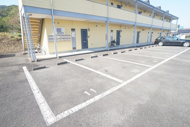 14/20 駐車場