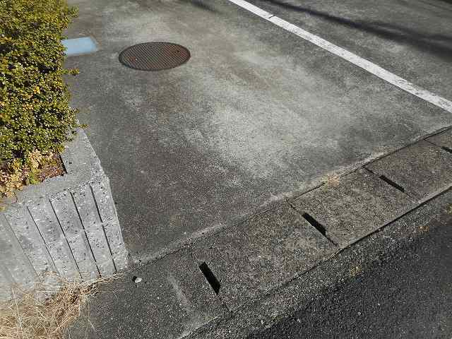 15/23 駐車場