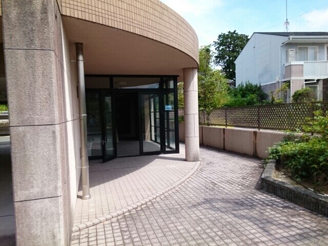 13/20 エントランス