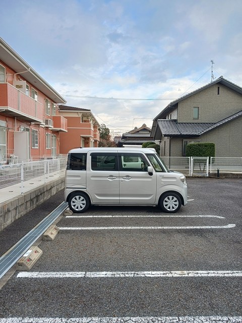 16/22 駐車場