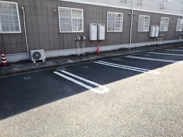 2/10 駐車場