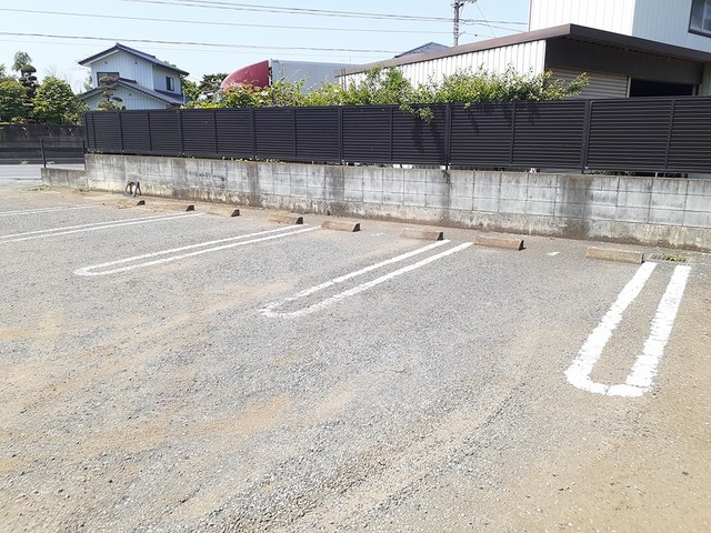 14/20 駐車場