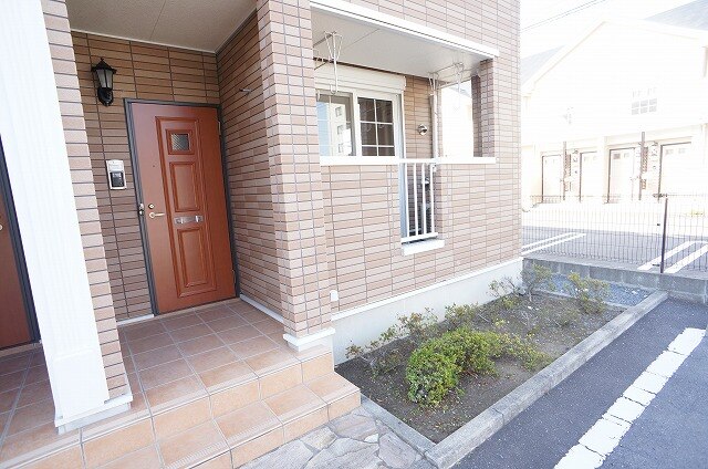 13/20 エントランス