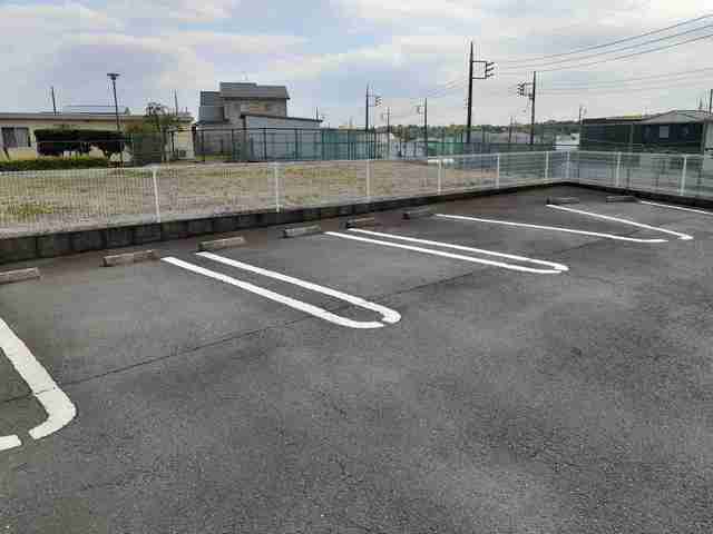 14/20 駐車場
