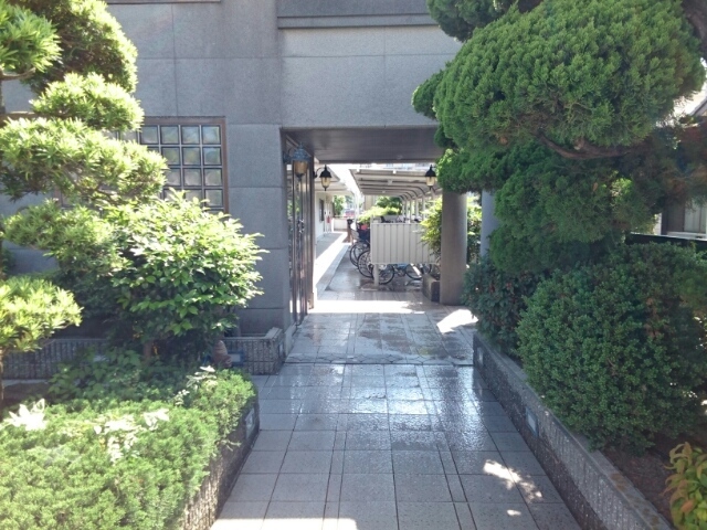 13/20 エントランス