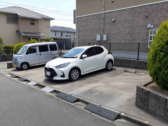 14/20 駐車場