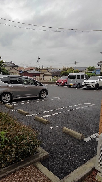 14/20 駐車場