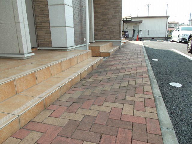 14/20 エントランス