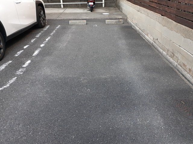 14/20 駐車場