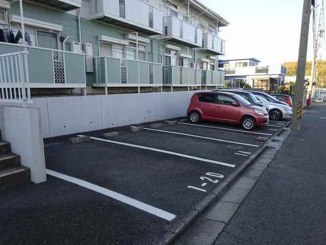 14/22 駐車場