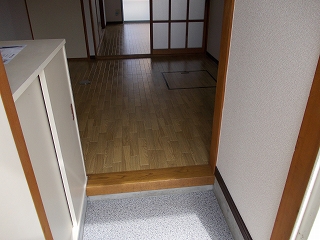 5/13 玄関