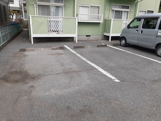 14/22 駐車場