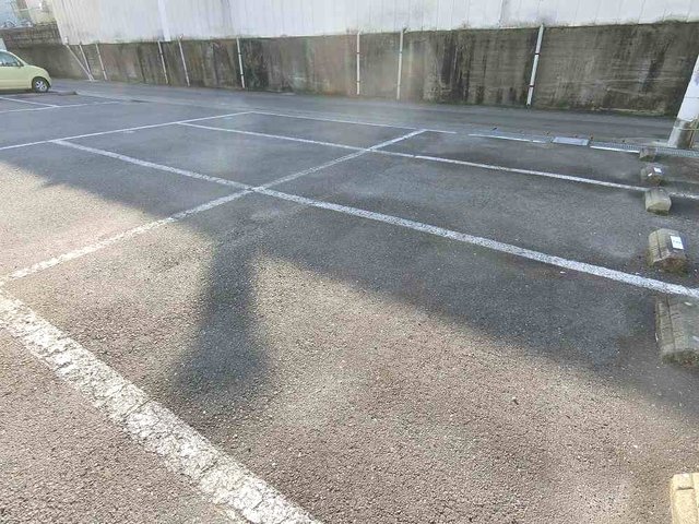 14/20 駐車場