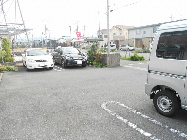 14/20 駐車場