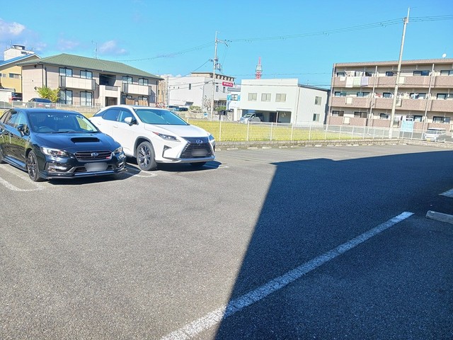 14/20 駐車場