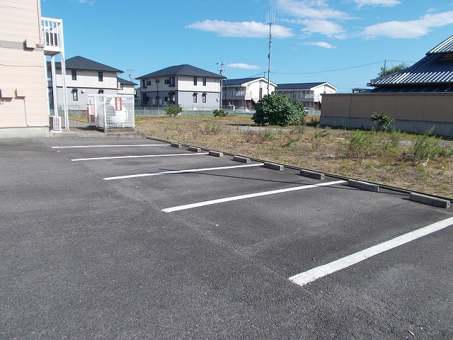 14/20 駐車場