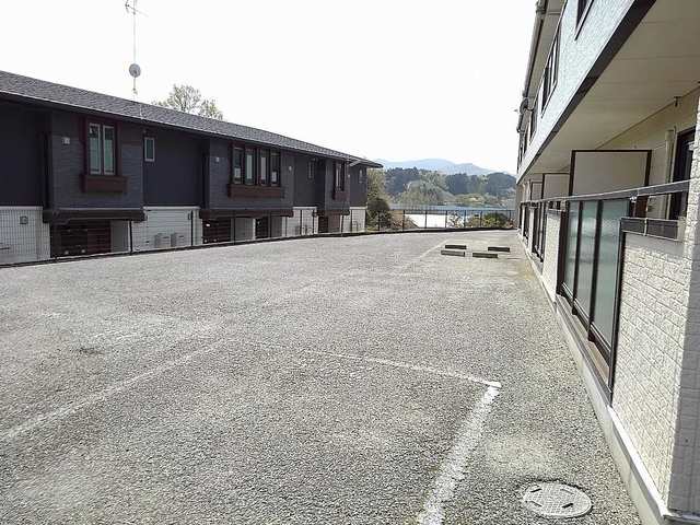 14/20 駐車場