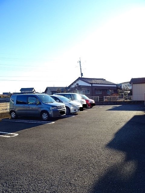 14/20 駐車場