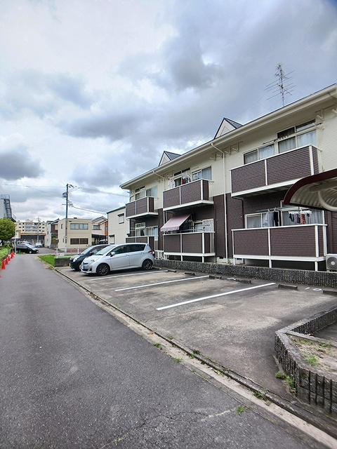 2/10 駐車場
