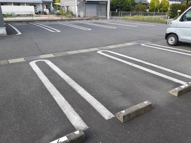 14/20 駐車場