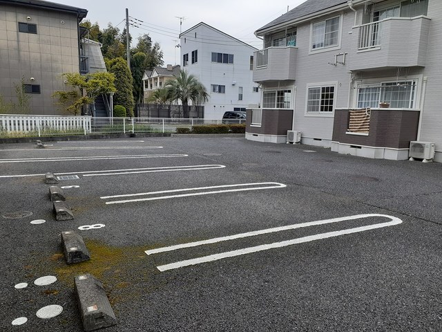 14/20 駐車場