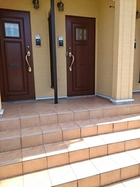 14/22 エントランス