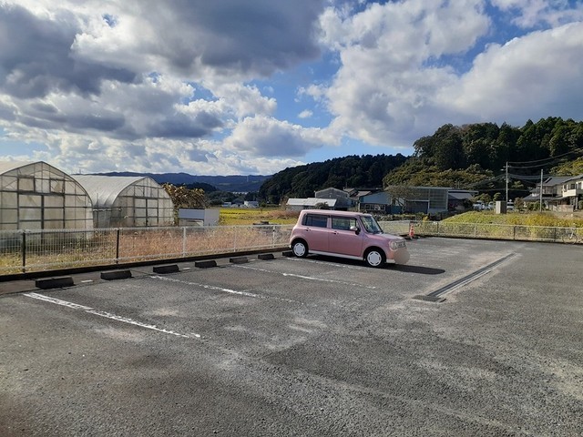 14/20 駐車場