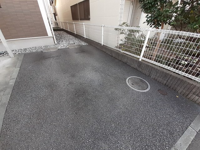 2/8 駐車場