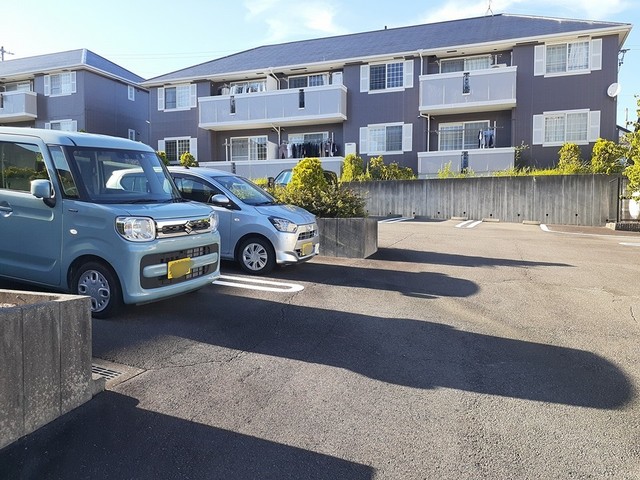14/22 駐車場