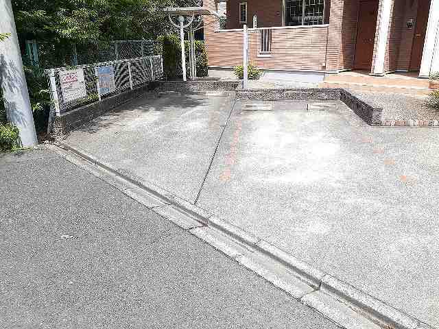 14/20 駐車場