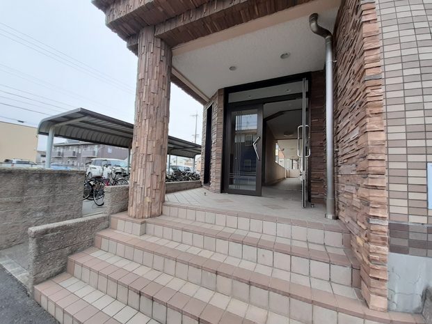 13/24 エントランス