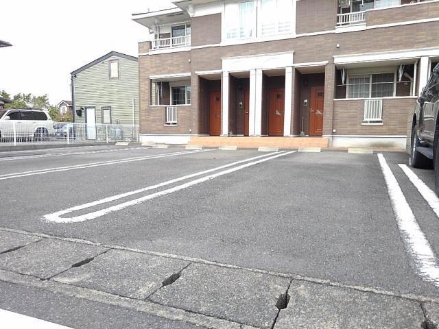 14/20 駐車場