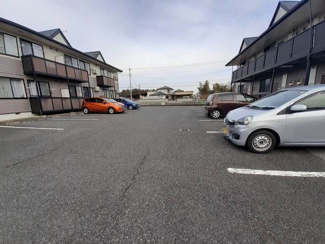 14/22 駐車場