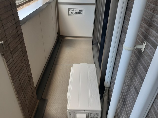 13/20 バルコニー