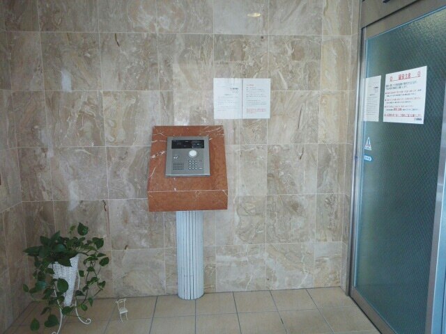 2/10 エントランス