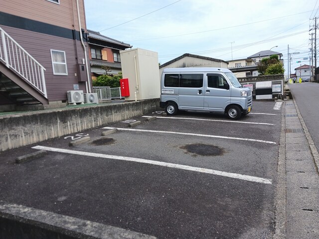 14/20 駐車場