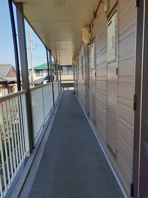 13/20 エントランス