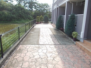 15/22 エントランス