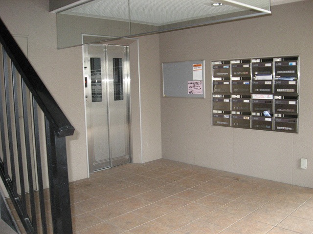 16/24 エントランス