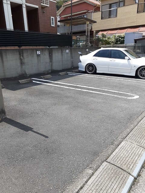 14/20 駐車場
