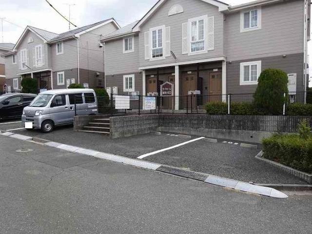 14/22 駐車場