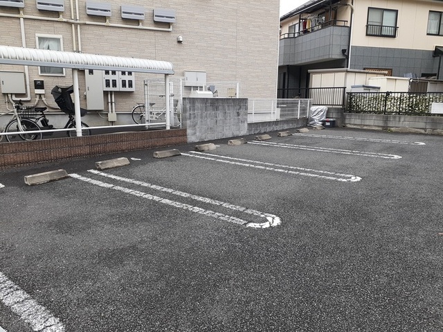 14/20 駐車場