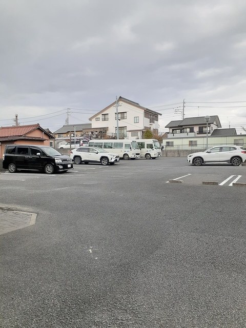 14/23 駐車場