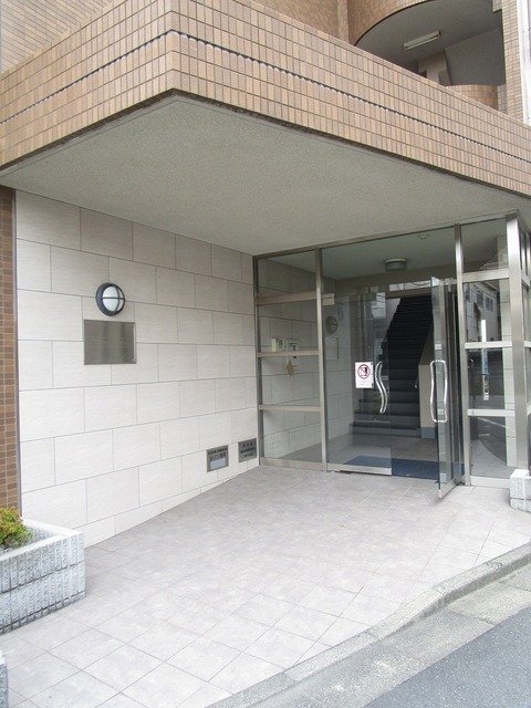 14/24 エントランス