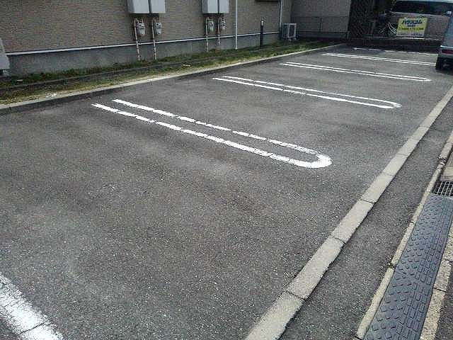 2/8 駐車場