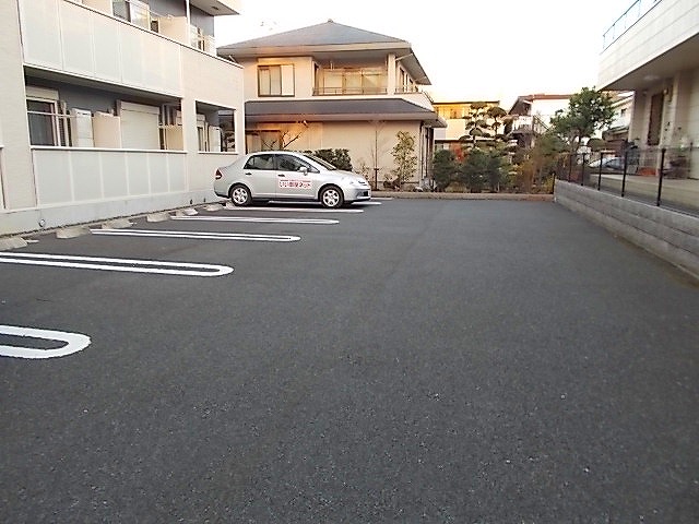 14/22 駐車場
