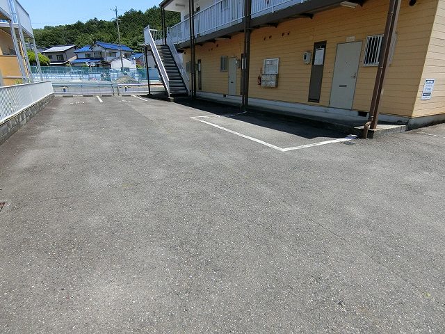 14/20 駐車場