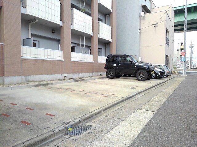 21/30 駐車場